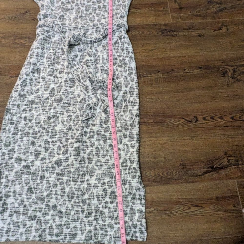 Dolan Taleen Leopard Midi Dress M Gray Textured Knit Animal Print Anthropologie - Picture 12 of 14